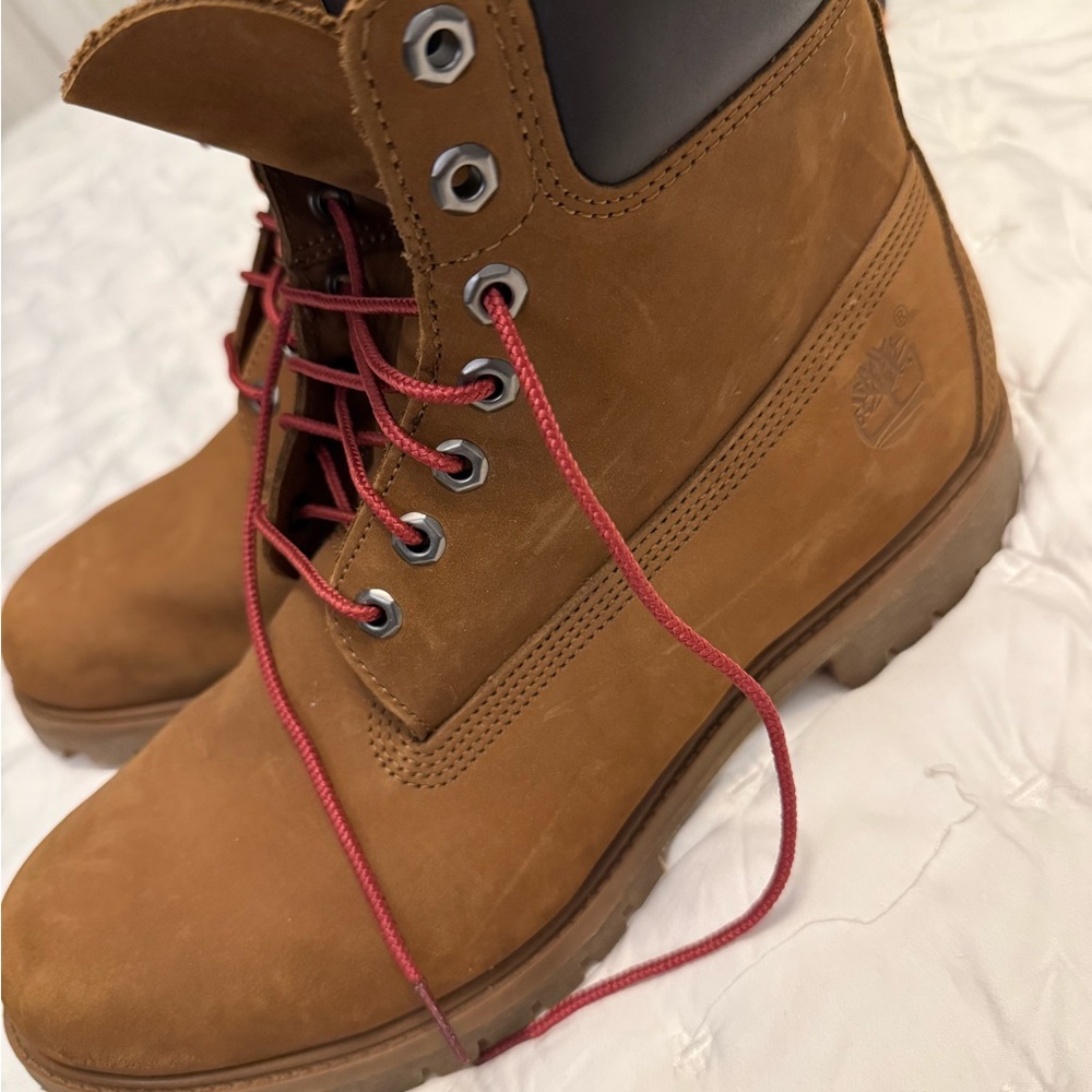 Timberland Tan Leather Boots like new